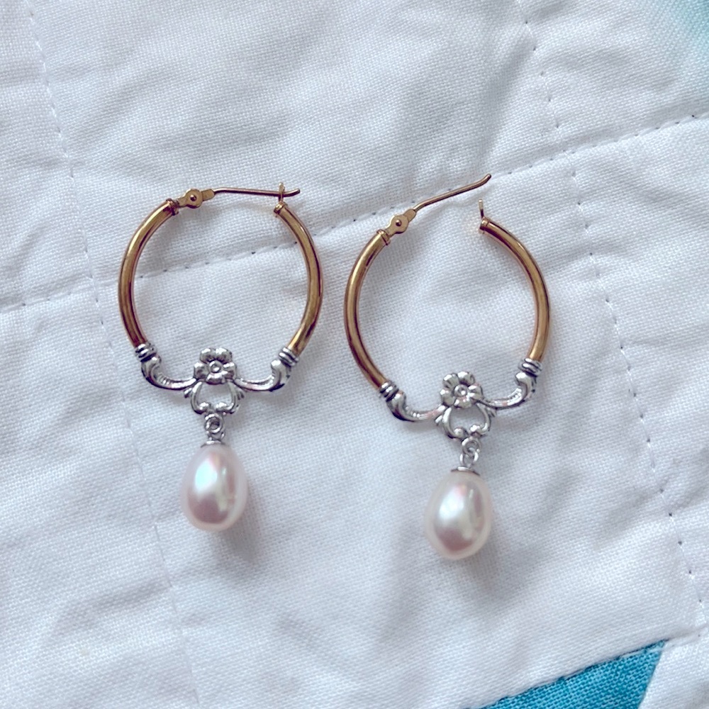 14k gold and sterling silver earring w/pearl drop